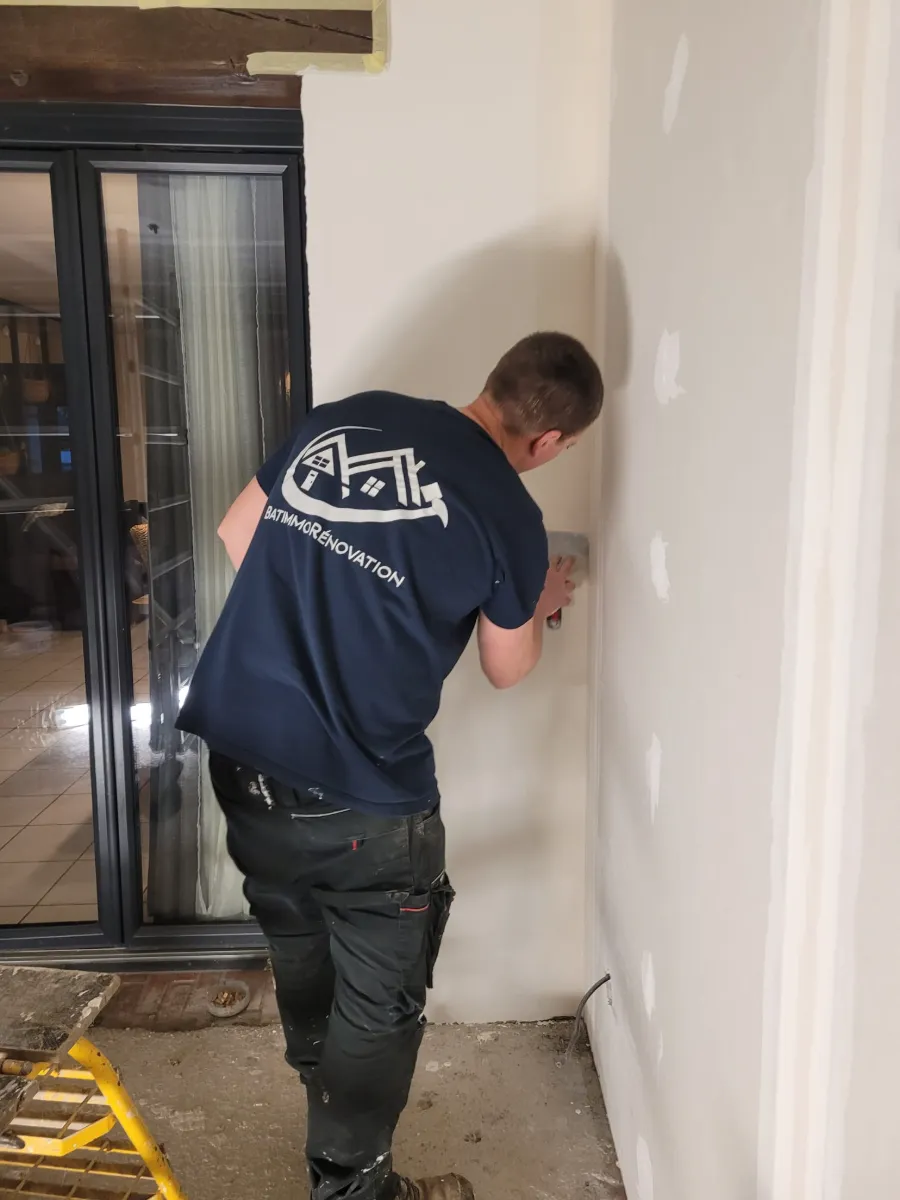 Photo de l'article Batimmo Rénovation | Menuisier - Plaquiste - Electricien